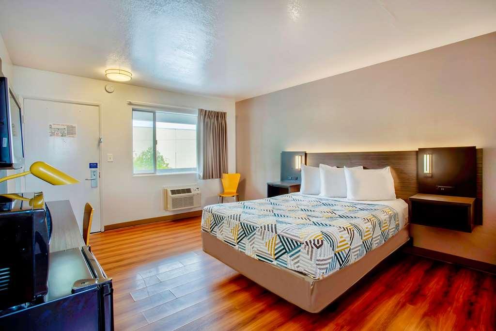 Mimosa Guest house
